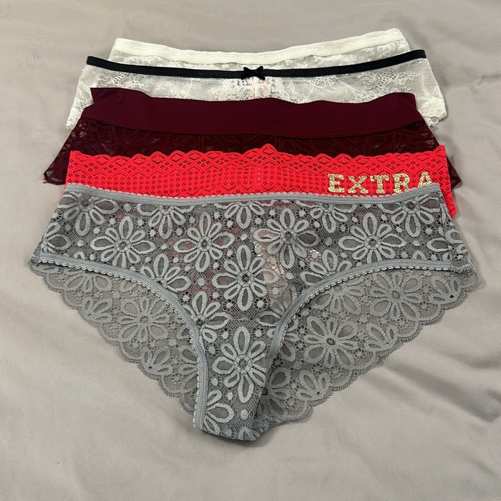 Vs Lace Bundle - image 2